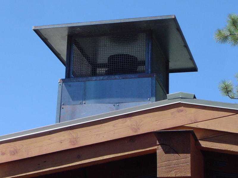 Steel Chimney Hood with Wire Mesh and Smooth Panels